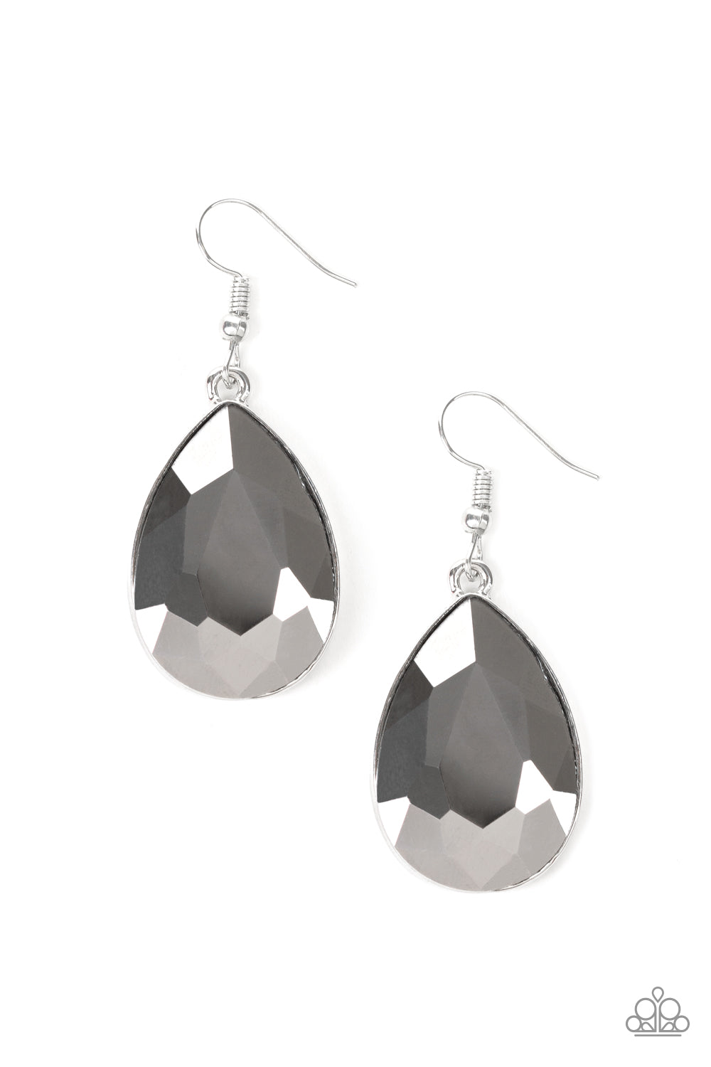 pittmanbling-and-jewelry-inc-presentslimo-ride-silver-earrings-paparazzi-accessories