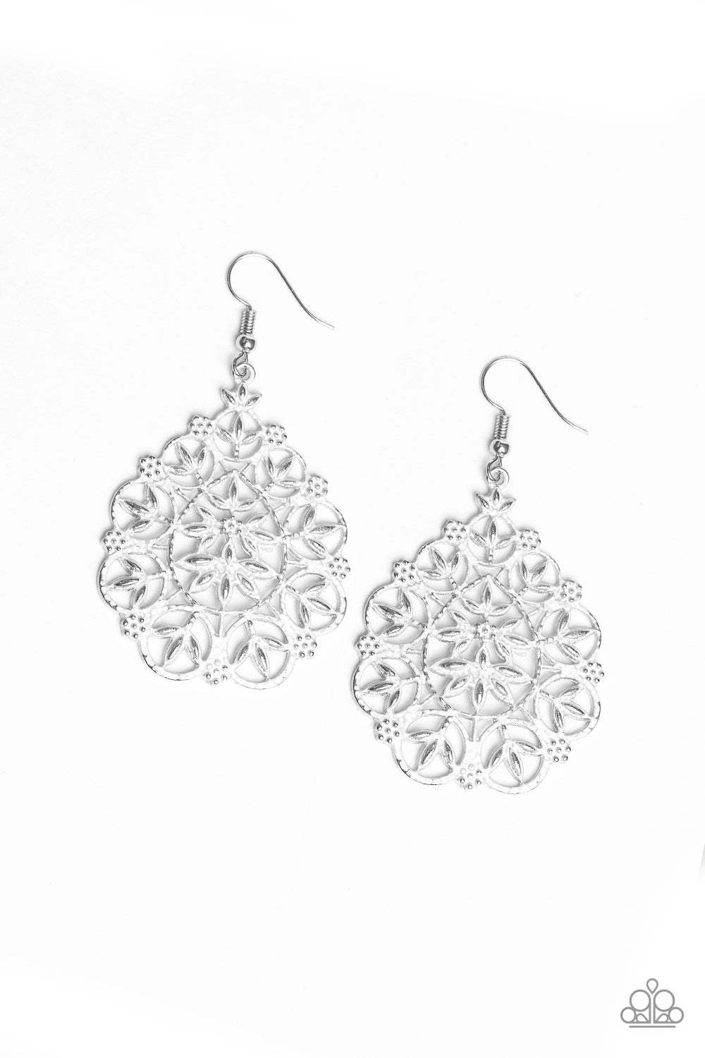 pittmanbling-and-jewelry-inc-presentsgarden-party-princess-white-earrings-paparazzi-accessories