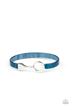 Load image into Gallery viewer, pittmanbling-and-jewelry-inc-presentshaute-button-topic-blue-bracelet-paparazzi-accessories
